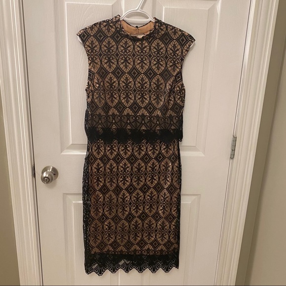 BLACK LACE DRESS - Picture 7 of 7